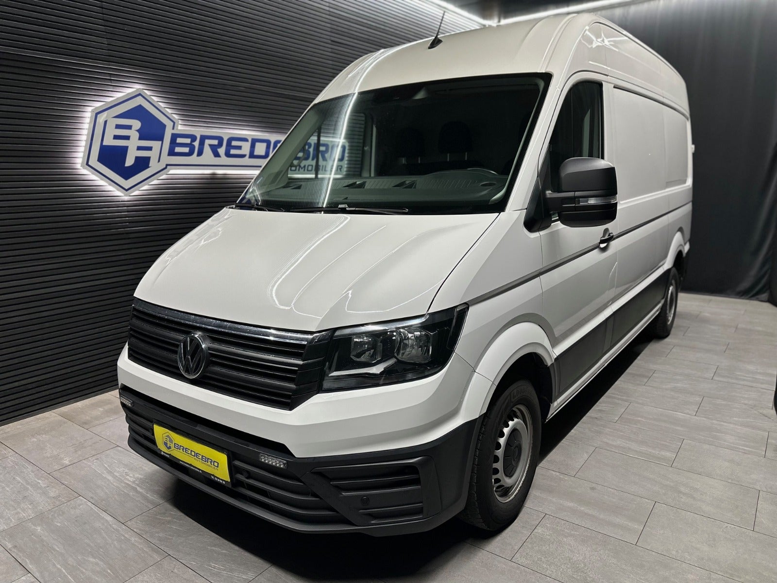 VW Crafter 35 2,0 TDi 177 Kassevogn L3H3 aut., 2023 | Bredebro Automobiler ApS i Bredebro